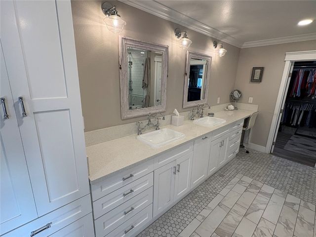 15471 Victoria, Huntington Beach, CA 92647