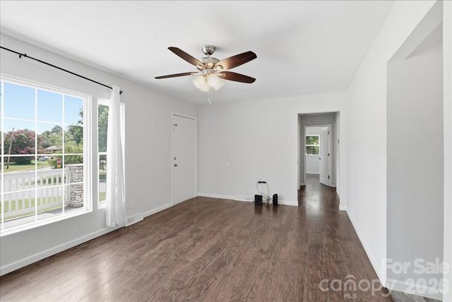 4324 Hidden Valley Road, Charlotte, NC 28213