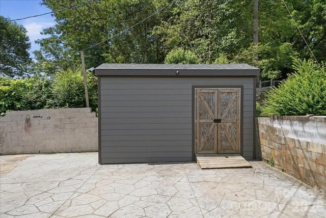 4324 Hidden Valley Road, Charlotte, NC 28213