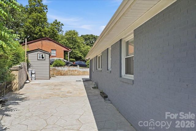 4324 Hidden Valley Road, Charlotte, NC 28213