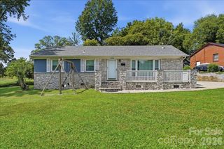4324 Hidden Valley Road, Charlotte, NC 28213