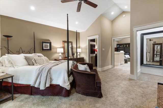 105 Weatherford Place, Roswell, GA 30075
