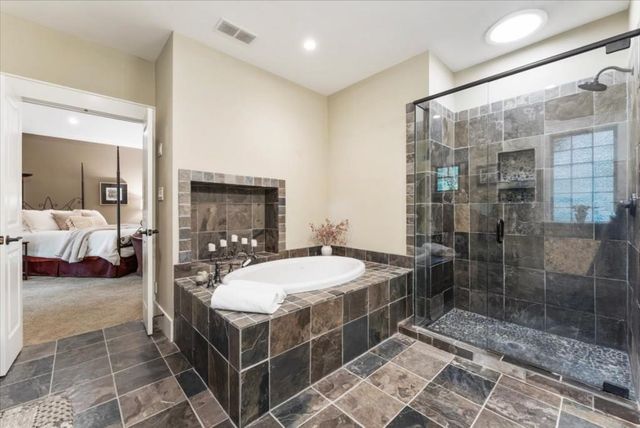 105 Weatherford Place, Roswell, GA 30075