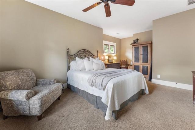 105 Weatherford Place, Roswell, GA 30075