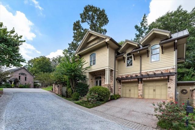 105 Weatherford Place, Roswell, GA 30075