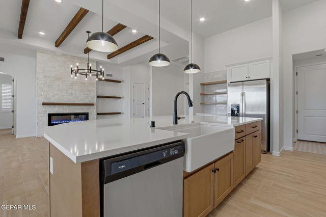 7416 CIMARRON RIM Drive, El Paso, TX 79911