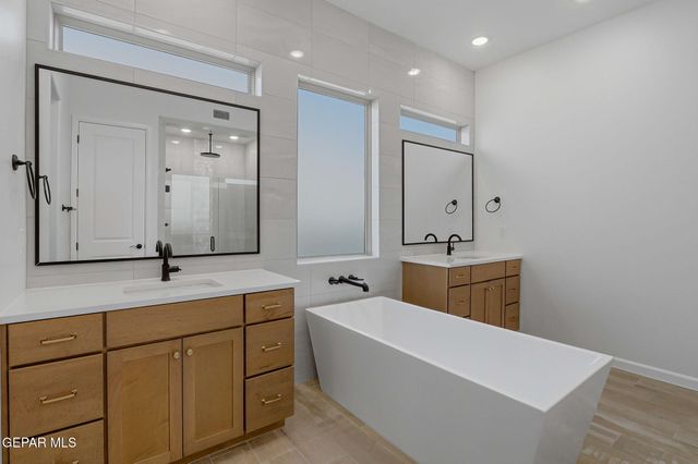 7416 CIMARRON RIM Drive, El Paso, TX 79911