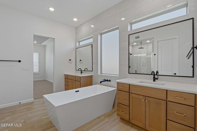 7416 CIMARRON RIM Drive, El Paso, TX 79911