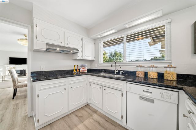 435 El Caminito, Livermore, CA 94550