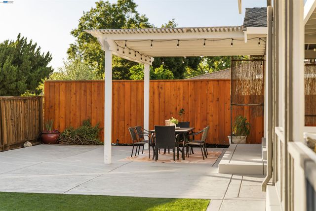 435 El Caminito, Livermore, CA 94550