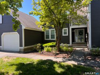 2 Fairmount Lane 2, Granby, CT 06035