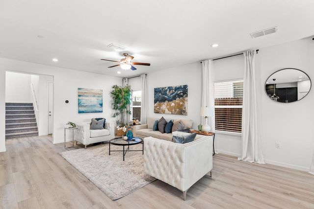 292 Postma St, Manteca, CA 95337