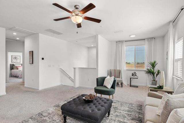 292 Postma St, Manteca, CA 95337