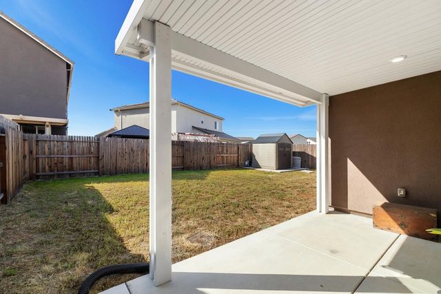 292 Postma St, Manteca, CA 95337