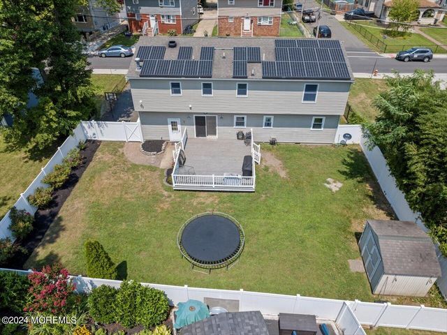 60 Maple Avenue, Keansburg, NJ 07734