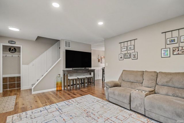 17682 Bentwood Drive, Goshen, IN 46526