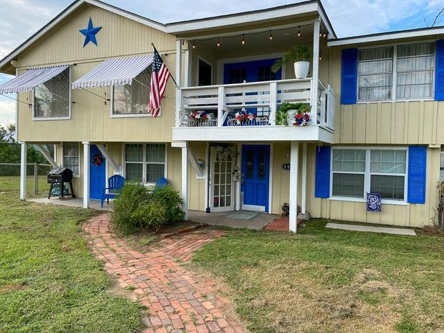 3812 N Fm 356, Onalaska, TX 77360