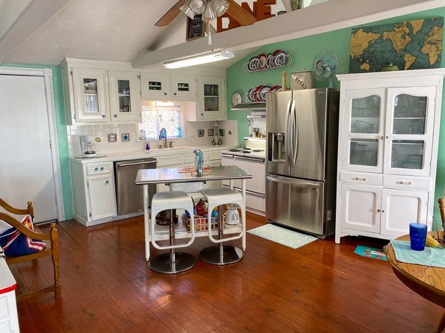 3812 N Fm 356, Onalaska, TX 77360