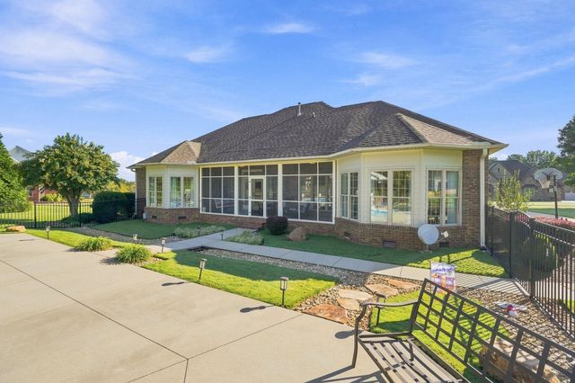 145 Gentle Ln, Gaffney, SC 29341