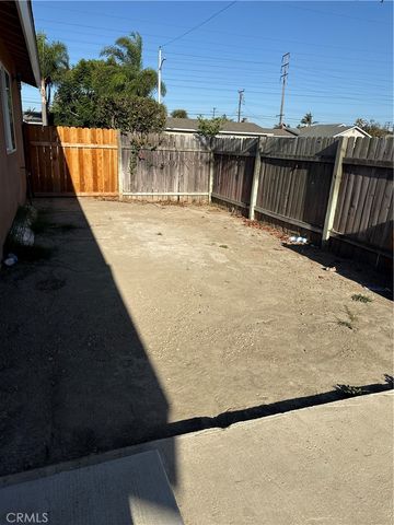 16607 Lucia Lane, Huntington Beach, CA 92647