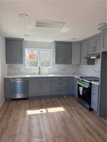 16607 Lucia Lane, Huntington Beach, CA 92647