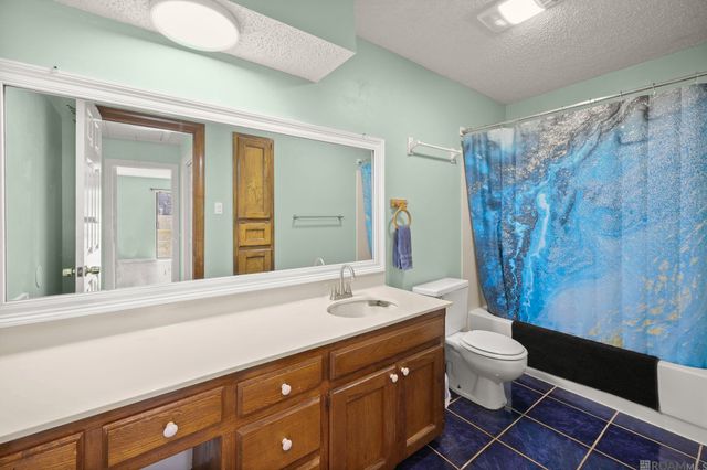 2261 Stonehenge Ave, Baton Rouge, LA 70820