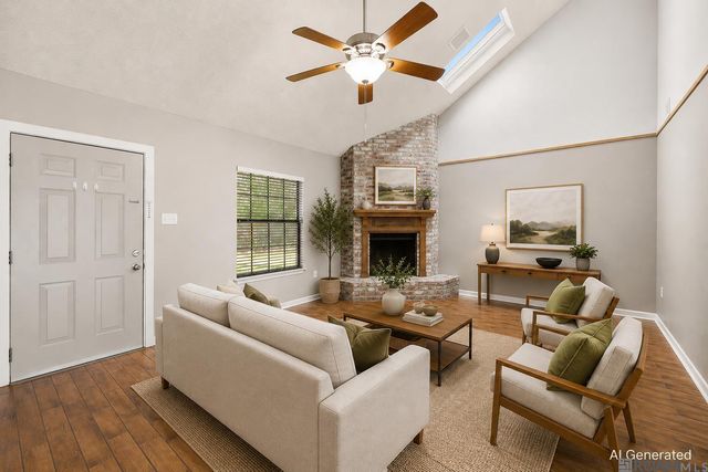2261 Stonehenge Ave, Baton Rouge, LA 70820