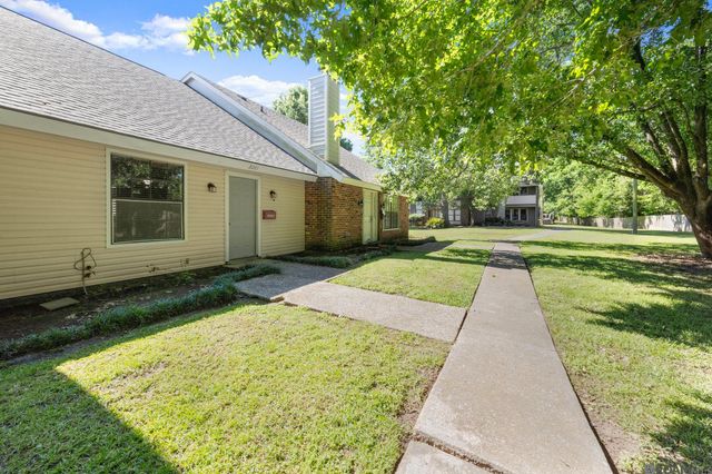 2261 Stonehenge Ave, Baton Rouge, LA 70820