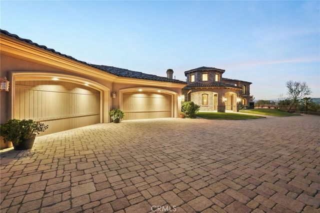 19742 Hi Top Lane S, Orange, CA 92869