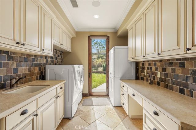 19742 Hi Top Lane S, Orange, CA 92869