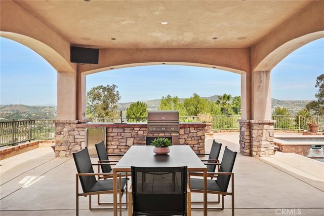 19742 Hi Top Lane S, Orange, CA 92869