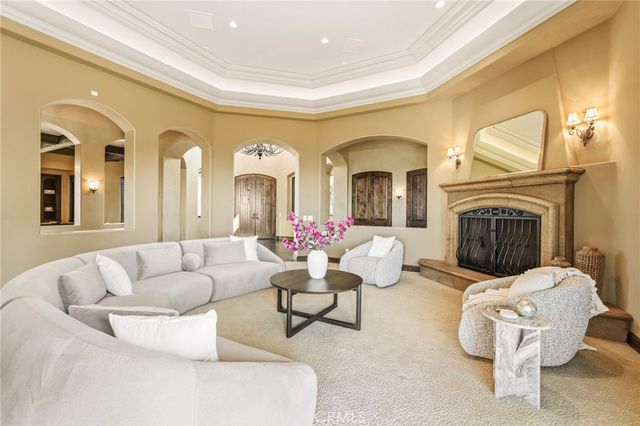 19742 Hi Top Lane S, Orange, CA 92869