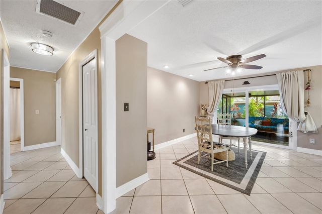 13921 CHERRY DALE LANE, Tampa, FL 33618