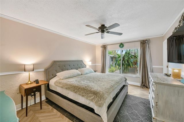 13921 CHERRY DALE LANE, Tampa, FL 33618