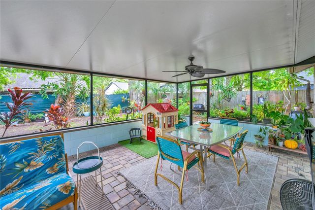 13921 CHERRY DALE LANE, Tampa, FL 33618