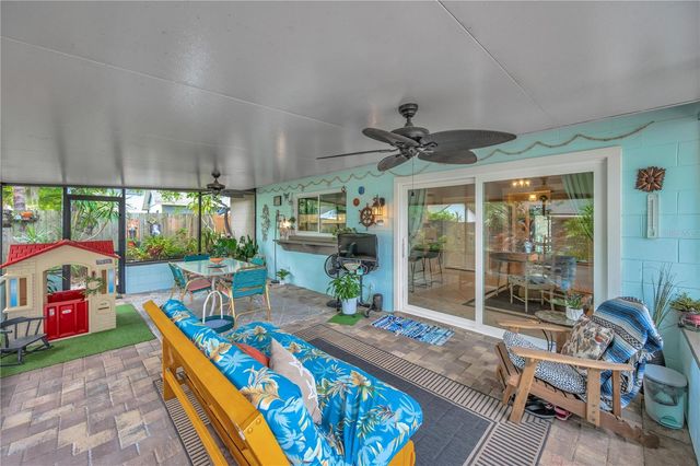 13921 CHERRY DALE LANE, Tampa, FL 33618