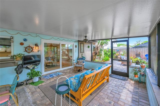 13921 CHERRY DALE LANE, Tampa, FL 33618