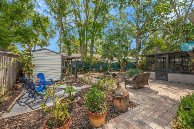 13921 CHERRY DALE LANE, Tampa, FL 33618