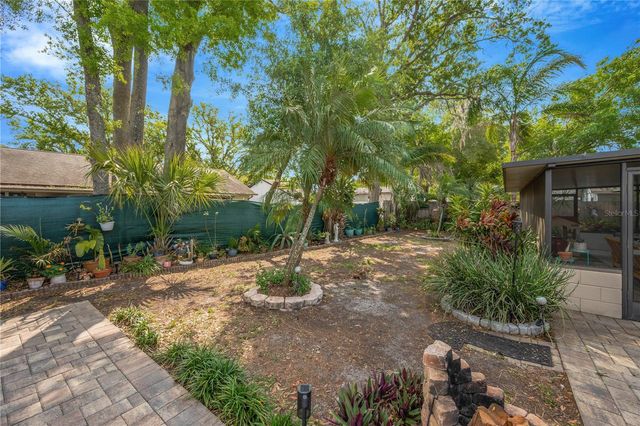 13921 CHERRY DALE LANE, Tampa, FL 33618