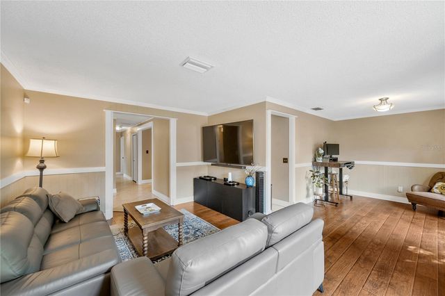 13921 CHERRY DALE LANE, Tampa, FL 33618