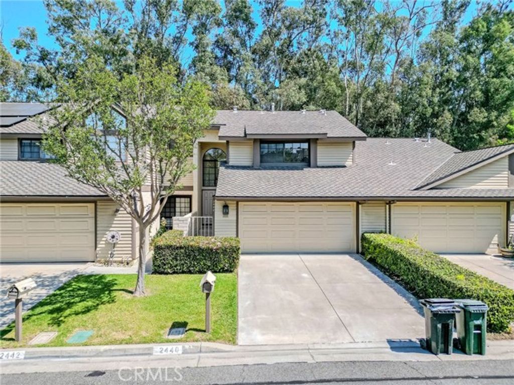 2440 Applewood, Fullerton, CA 92833