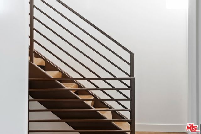 1902 W Liberty Court, Los Angeles, CA 90026