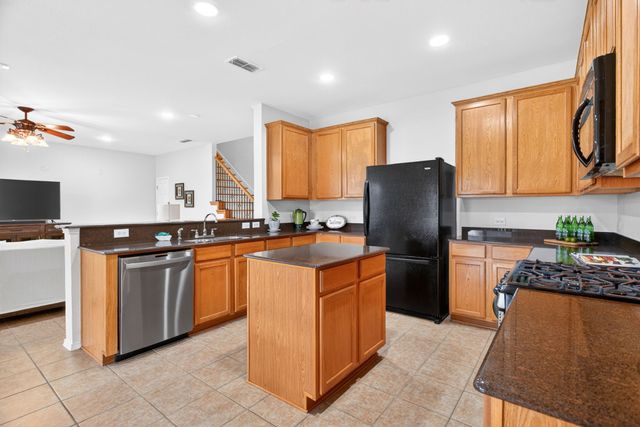 1229 Hickory Bend Lane, Fort Worth, TX 76108