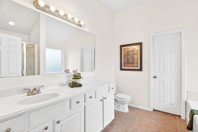1229 Hickory Bend Lane, Fort Worth, TX 76108