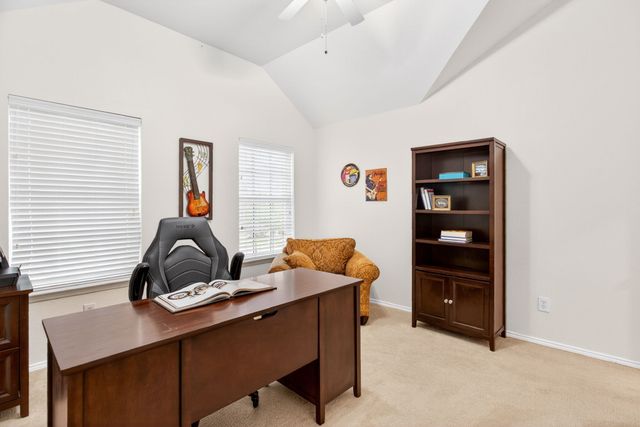 1229 Hickory Bend Lane, Fort Worth, TX 76108