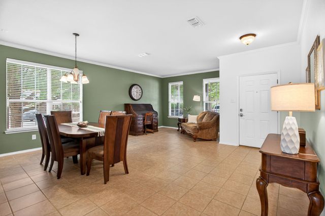 1229 Hickory Bend Lane, Fort Worth, TX 76108