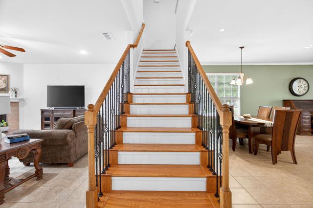 1229 Hickory Bend Lane, Fort Worth, TX 76108