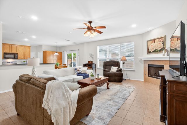 1229 Hickory Bend Lane, Fort Worth, TX 76108
