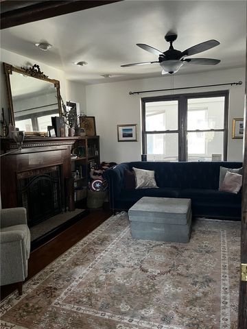 2161 Lowrie St, Troy Hill, PA 15212