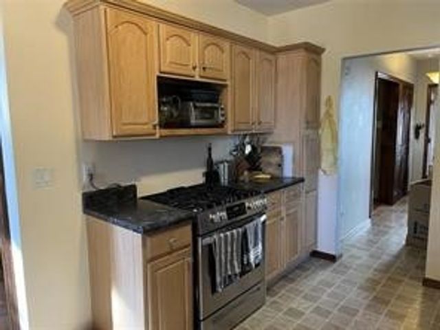 2161 Lowrie St, Troy Hill, PA 15212